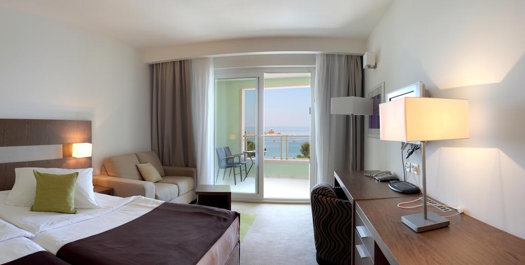 Superior Double Room Balcony Sea View